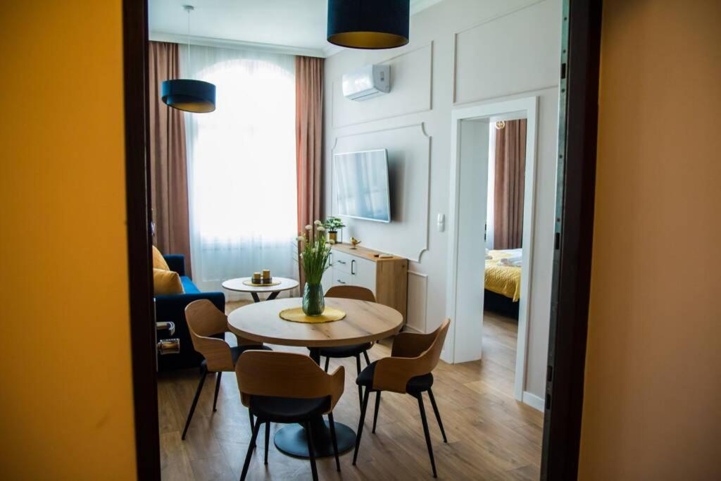 Apartamento Miedziany By Rentoom Stary Toruń Exterior foto
